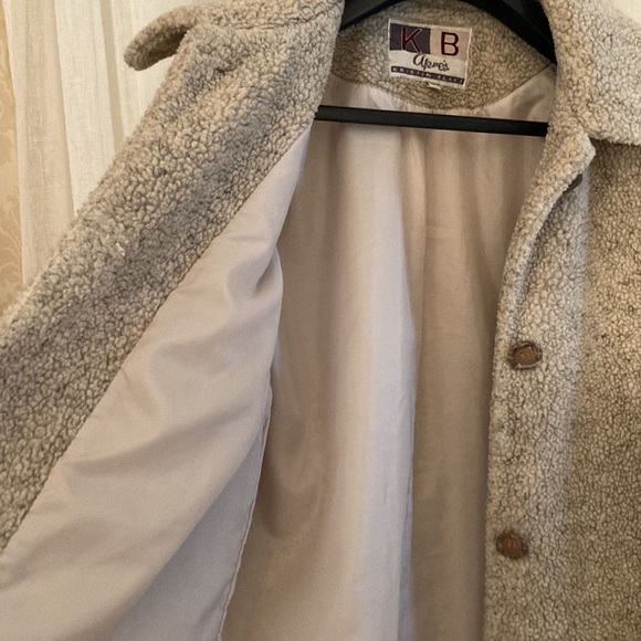 Kristen Blake, Sherpa Jacket, Beige - Picture 6 of 11